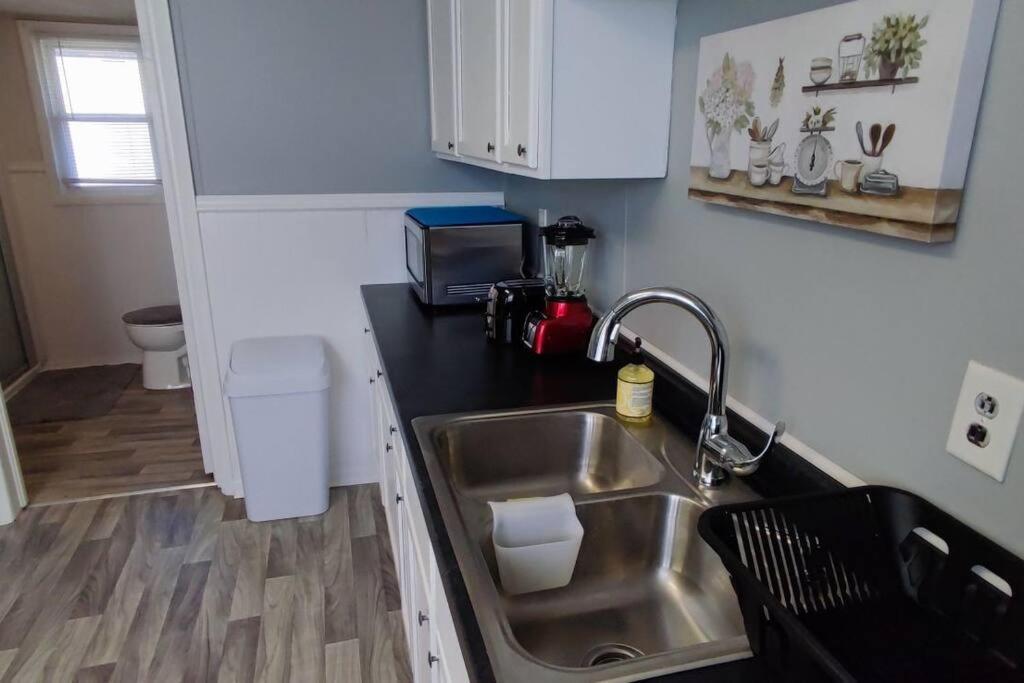 נובלסוויל Perfect Combo Of Charm & Comfort- 2Bedroom Home מראה חיצוני תמונה