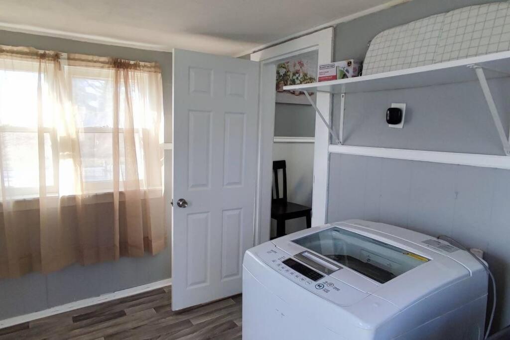 נובלסוויל Perfect Combo Of Charm & Comfort- 2Bedroom Home מראה חיצוני תמונה